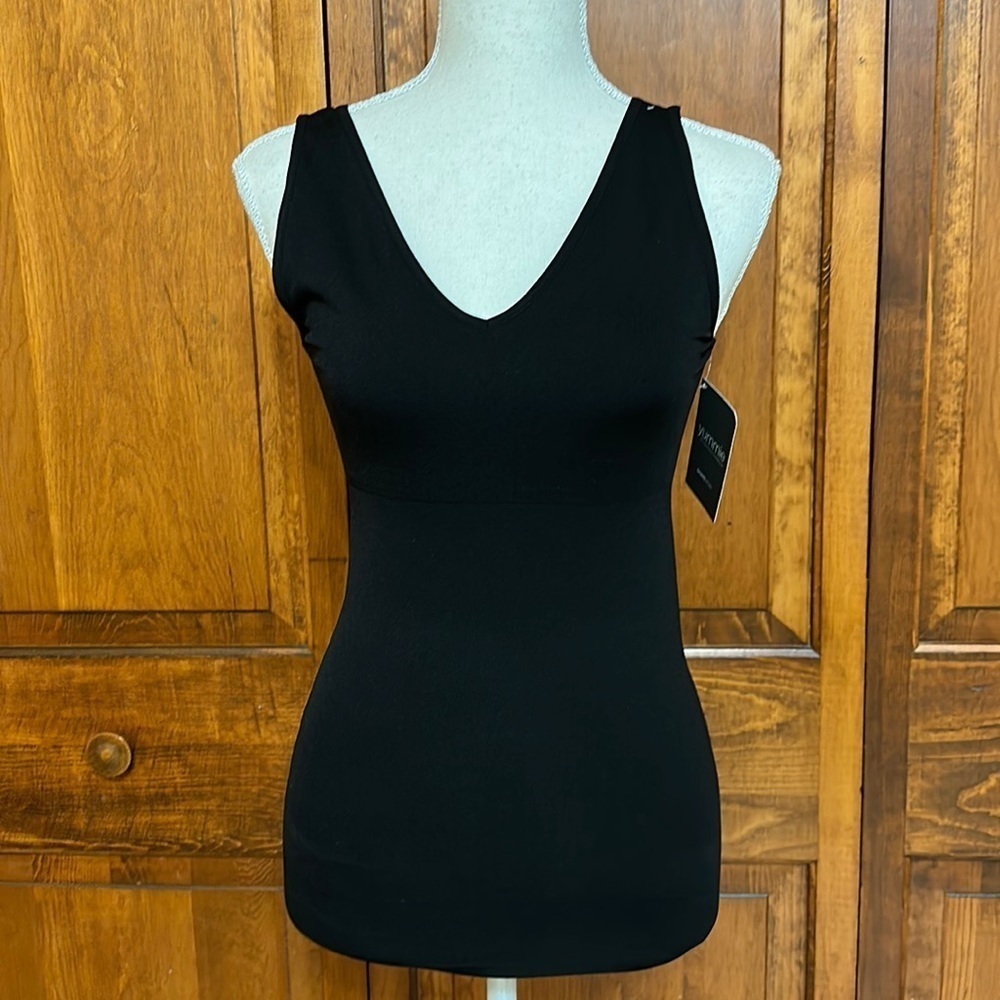 Yummie Shapewear Nylon Seamless 2-Way Tank NWT Size ML